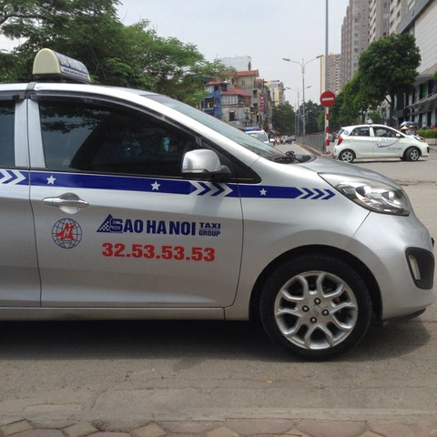 Số Tổng Đài và Bảng Giá Taxi Sao Hà Nội