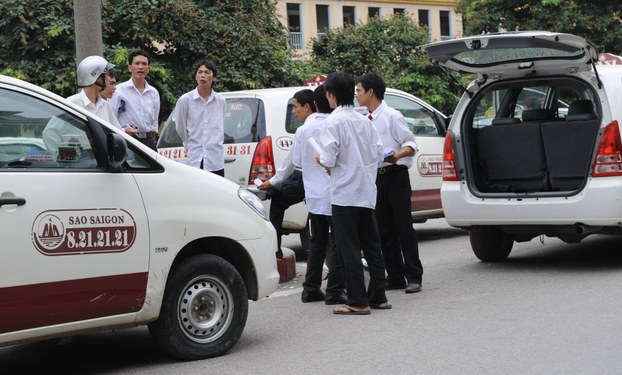   Taxi Sao Sài Gòn Hà Nội,Số điện thoại và giá cước-Taxi Nội Bài